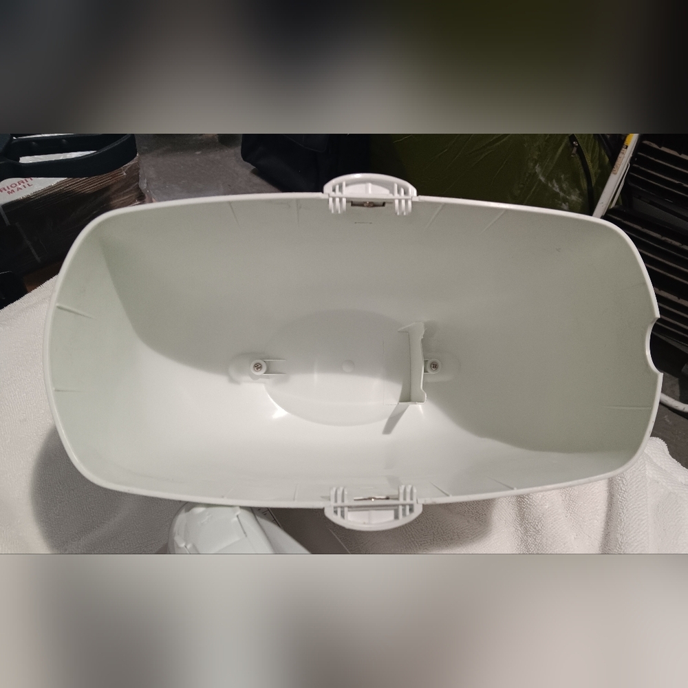 Maytag Cordless Steam Iron Cuff Press ML17500AAW 120 V 60HZ 1440W Tested Works - Picture 16 of 16
